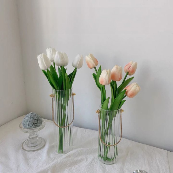 Trang trí hoa tulip
